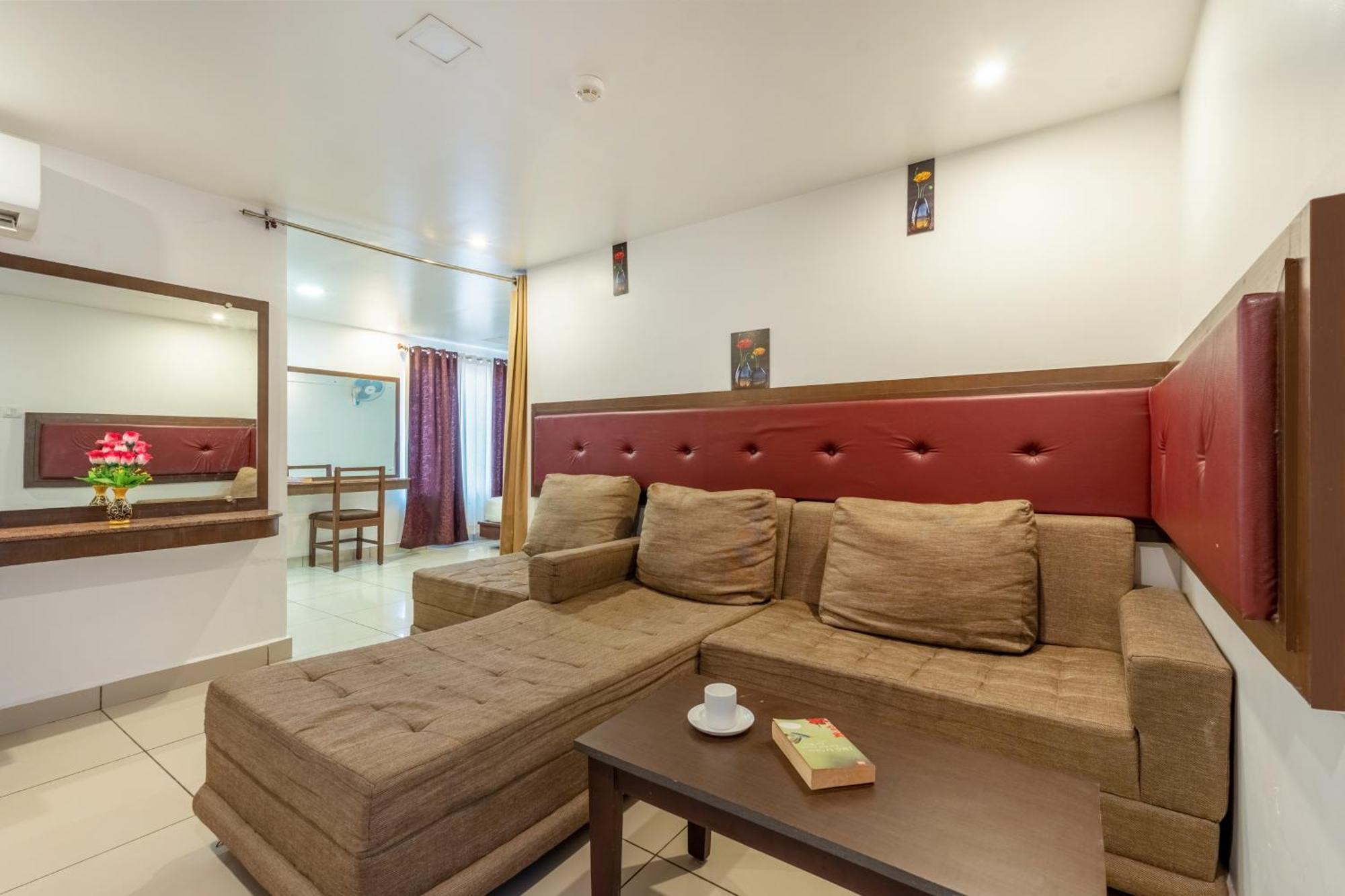 Treebo South Avenue, 700 Mts From Promenade Beach Pondicherry Exterior foto